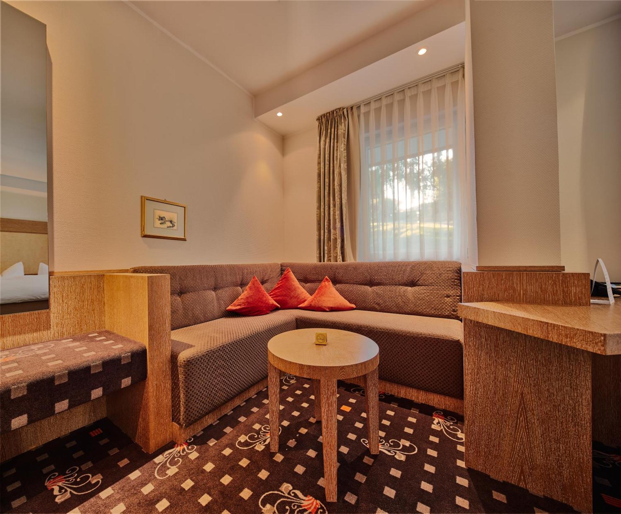 Romantikhotel Platte Attendorn Exteriör bild