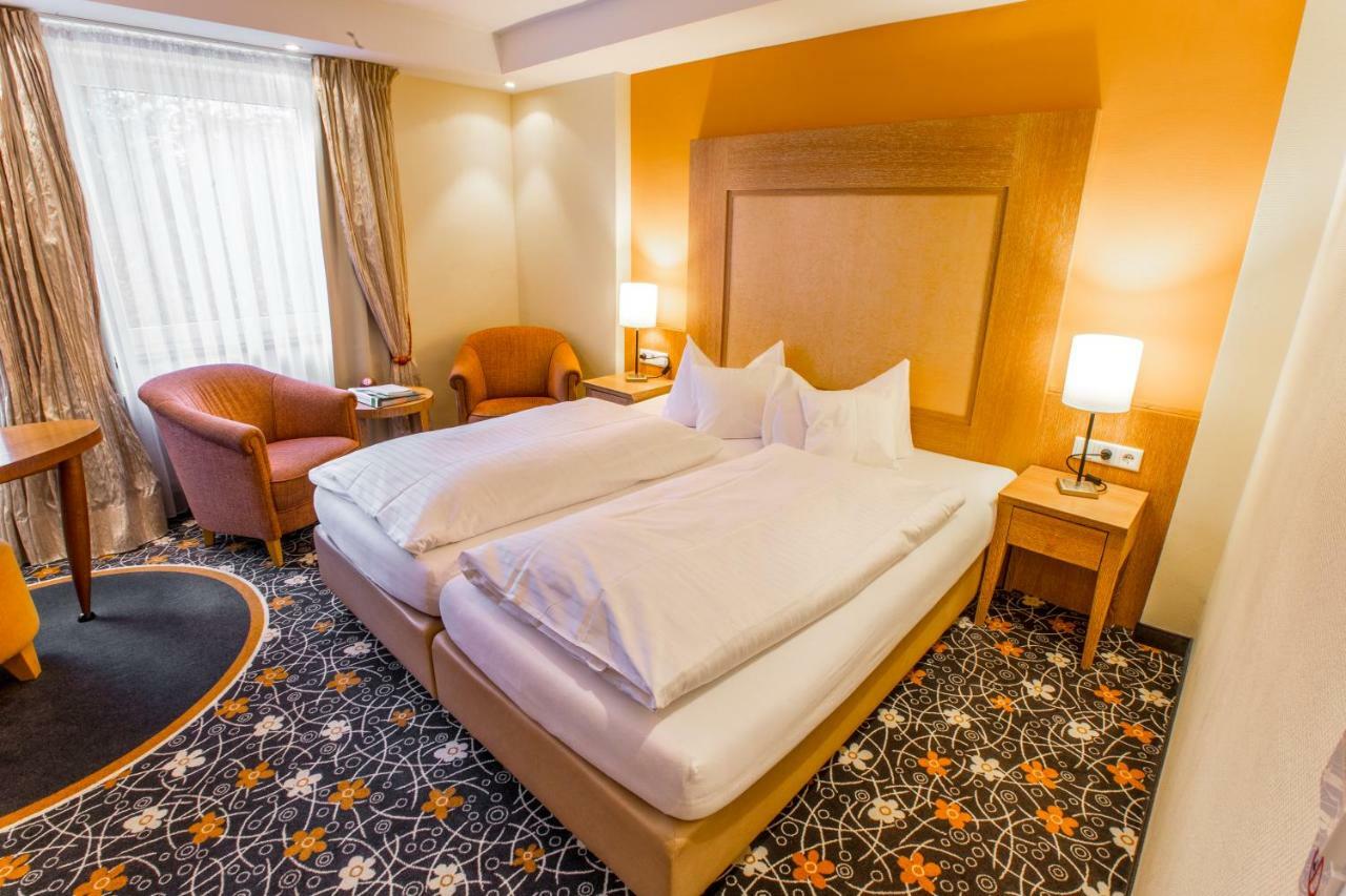 Romantikhotel Platte Attendorn Exteriör bild
